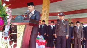 Ketua DPRD Bolmut Bacakan Teks Proklamasi HUT RI Ke 73