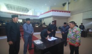 Paripurna penetapan Propemperda Bolmut 34 Ranperda