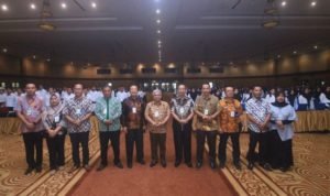 Pimpinan DPRD Bolmut menghadiri pembukaan Seleksi SKD CPNS di Hotel Sutan Raja Minut