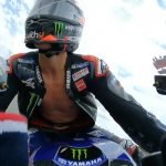 Kepala Kru Quartararo, Fabio Mamakai Baju Balap dengan Benar