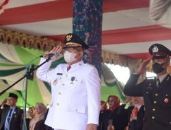 Wakil Bupati Amin Lasena Jadi Inspektur Upacara Penurunan Bendera HUT RI ke-77 di Lapangan Kembar Boroko