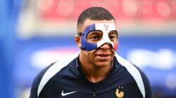 Kylan Mbappe Gunakan Topeng Saat Berlatih Bersama Tim Prancis