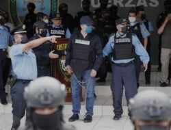 Mantan Presiden Honduras Dijatuhi Hukuman 45 Tahun Penjara