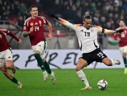 Jerman vs Hungaria, Der Panzer Melaju ke Perempat Final