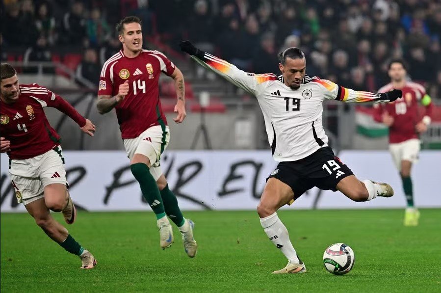 Jerman vs Hungaria, Der Panzer Melaju ke Perempat Final