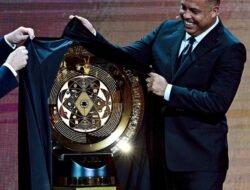 Trofi Baru Piala Dunia Antarklub,FIFA Luncurkan Plat Mewah