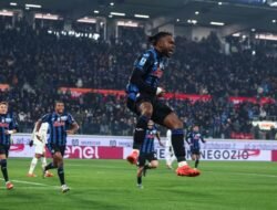 Atalanta vs AC Milan,Lookman cetak gol kemenangan