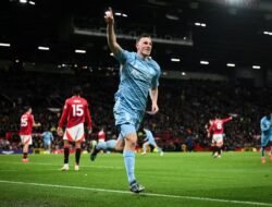 Nottingham Forest Bungkam Manchester United 3-2