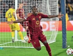 AS Roma vs SC Braga, Bermain dengan 10 pemain cetak 3 Gol
