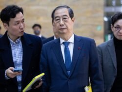 Menteri Han Duck Soo Ambil Alih Jabatan Presiden Yoon