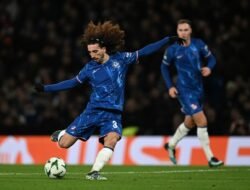 Chelsea kalahkan Shamrock Rovers 5-1, Puncaki klasemen