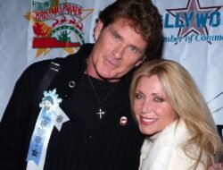 Mantan Bintang Baywatch, Pamela Bach, Meninggal Bunuh Diri