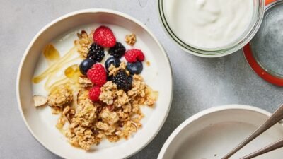 Infografis 13 Menu Sarapan Tinggi Protein Tanpa TelurDisarankan Ahli Gizi