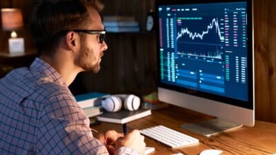 Ilustrasi panduan investasi saham untuk pemula dengan langkah mudah