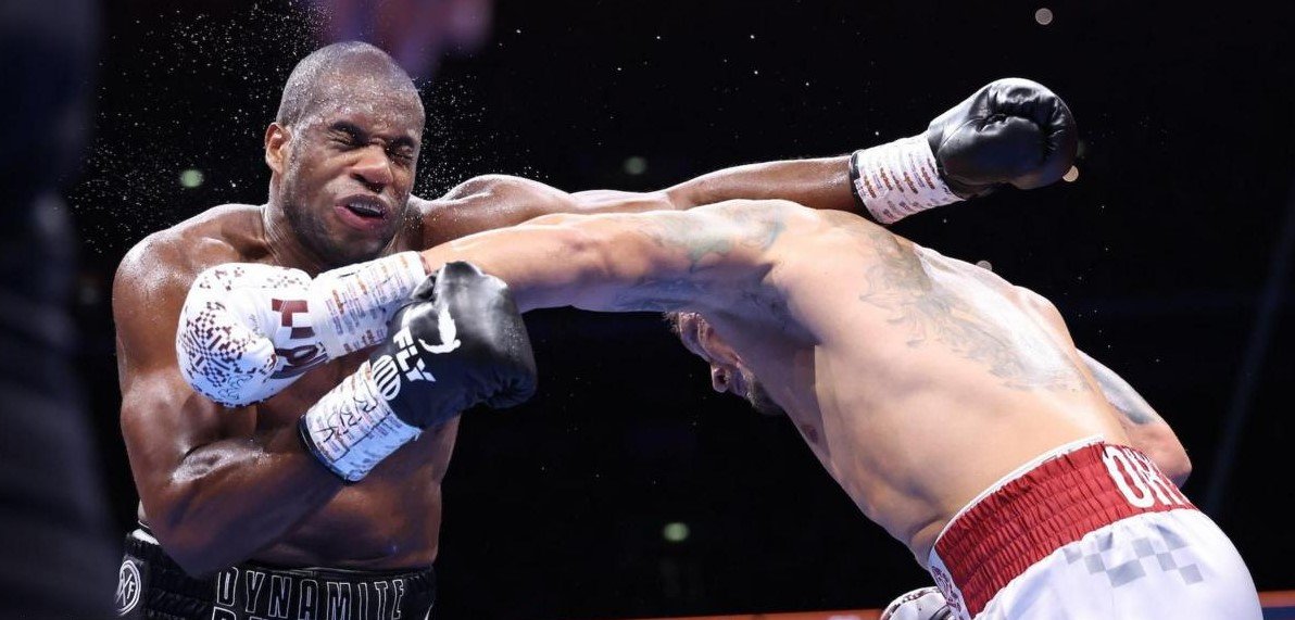 Usyk dan 'Ivan' – Duo Tak Tersentuh yang Tidak Dapat Dikalahkan?