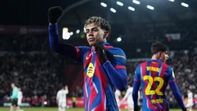 Lamine Yamal mencetak gol saat Albacete vs Barcelona