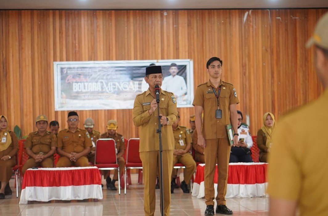 Sekda Boltara memimpin Apel Bersama ASN di Auditorium Pohohimbunga