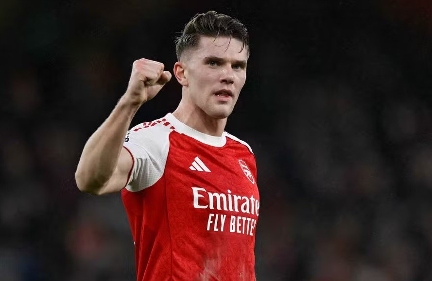 Arteta puji Gyokeres usai Arsenal puncaki klasemen