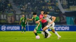 Duel Bali United vs Persebaya di Super League 2025-2026
