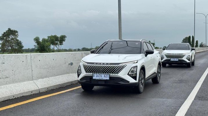 Chery C5 CSH dengan sistem hybrid seri-paralel di Indonesia