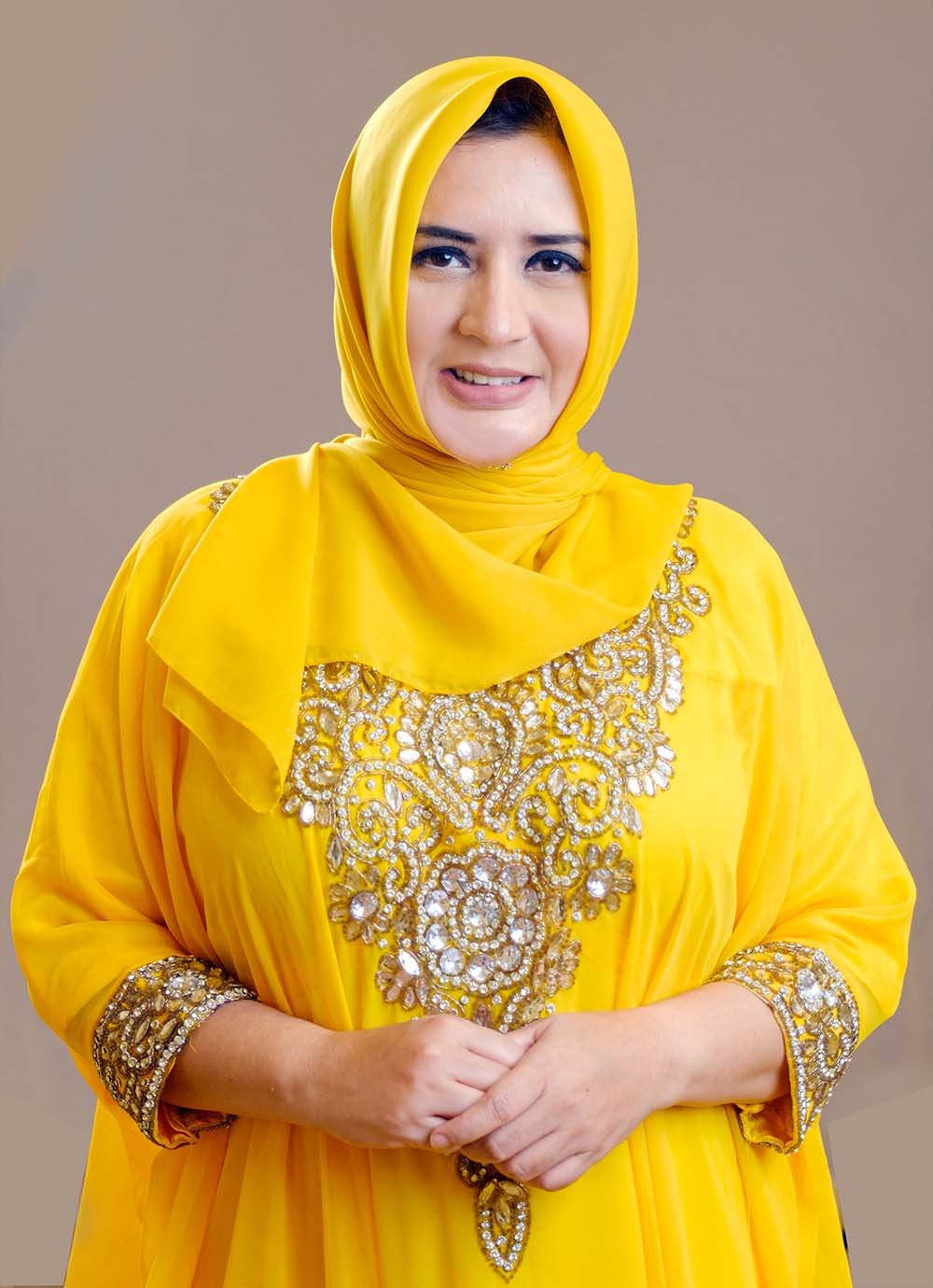 Gambar Bupati Pekalongan Fadia Arafiq ditangkap dan mengenakan rompi tahanan KPK