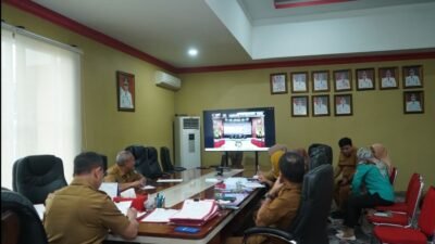 Bupati Bolmut mengikuti Rapat Koordinasi Pengendalian Inflasi Daerah Tahun 2026 secara daring.