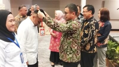 Bupati Bolmut menutup pelatihan bakal calon kepala sekolah 2026 di Manado