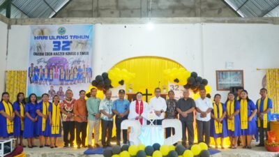 Bupati Bolmut menghadiri perayaan ulang tahun ke-32 jemaat GMIBM