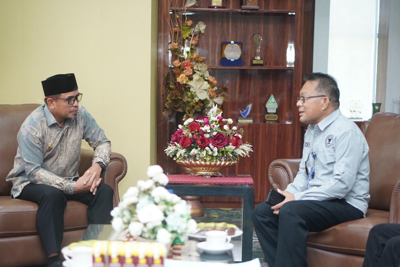 Kepala BNN Bolaang Mongondow saat audiensi dengan Bupati Bolmut membahas pembentukan Unit P4GN