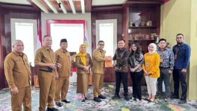 Bupati Bolmut Sirajudin Lasena menghadiri Exit Meeting BPK RI Perwakilan Sulawesi Utara di Ruang Rapat Bupati