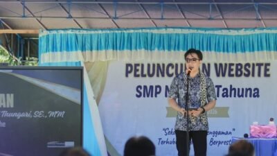 Bupati Sangihe Luncurkan Website SMP Negeri 1 Tahuna di Hardiknas