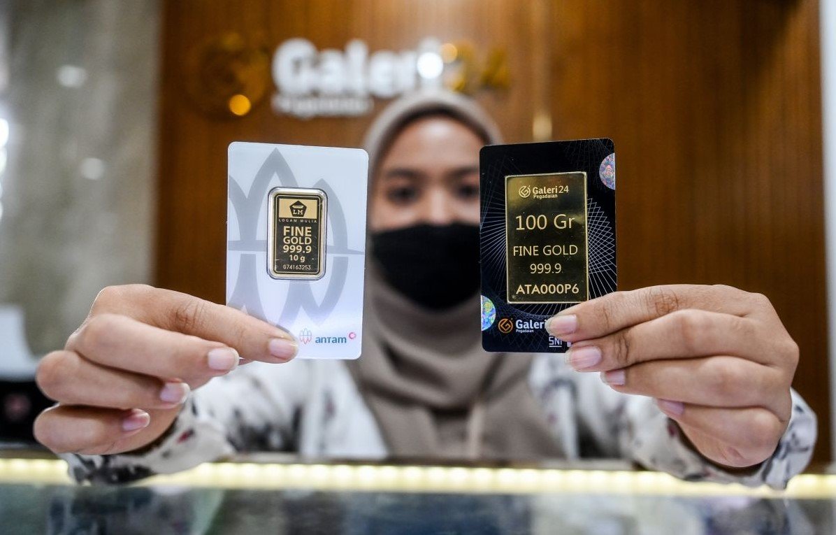 Harga emas Antam terbaru turun Rp1.000 pada perdagangan 4 Mei 2026