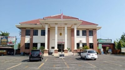 Suasana Pengadilan Agama Cilacap terkait meningkatnya kasus perceraian akibat masalah ekonomi