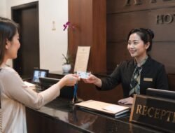 KTP Elektronik Tak Wajib Difotokopi, Kemendagri  Imbau saat Chek in di Hotel Pakai Identitas Lain