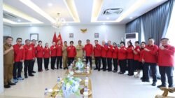 Olly Dondokambey bertemu Gubernur Sulut Yulius Selvanus di Wisma Negara Manado