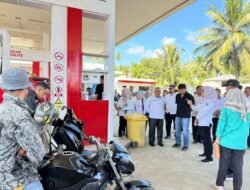 Pemkab Bolmut Pantau Langsung Pasokan BBM di SPBU Boroko, Pastikan Tetap Aman